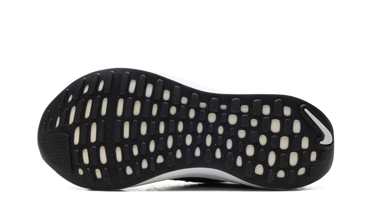 ReactX Infinity Run 4"Oreo" DR2670 003
