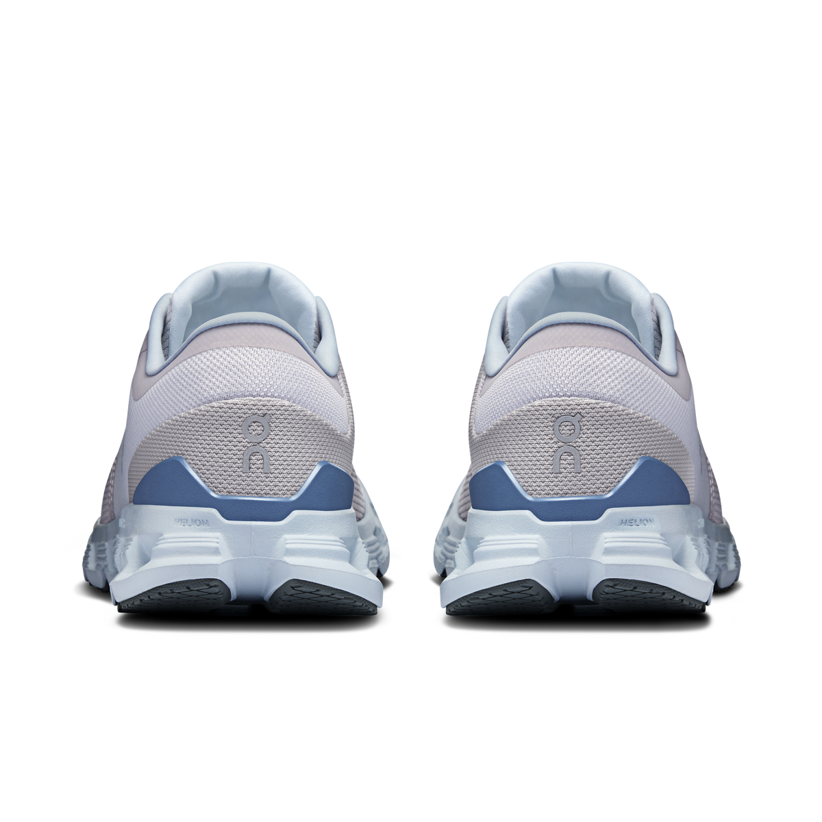 Women's Cloud X 4